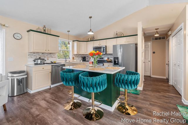 5114 Taylor Ridge Drive Se, City Of Kentwood, MI 49512