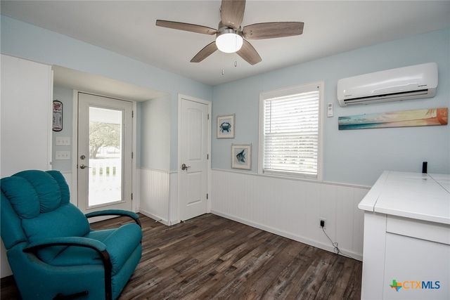 1678 Bayview Drive, Palacios, TX 77465