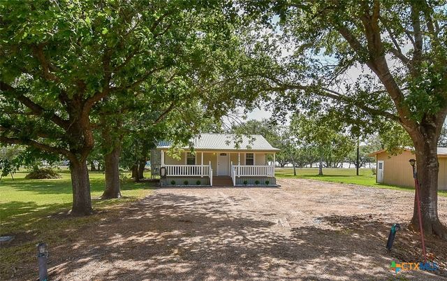 1678 Bayview Drive, Palacios, TX 77465