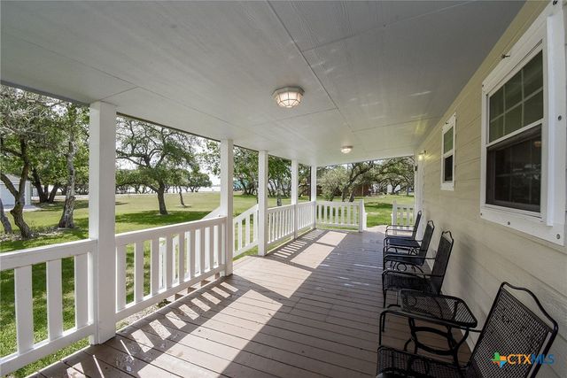 1678 Bayview Drive, Palacios, TX 77465