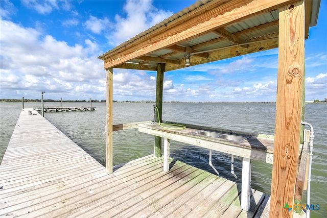 1678 Bayview Drive, Palacios, TX 77465