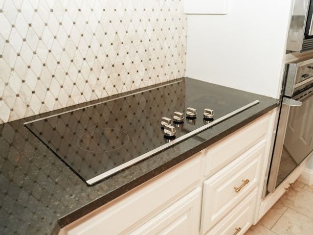 6732 Coach House Lane, Plano, TX 75023