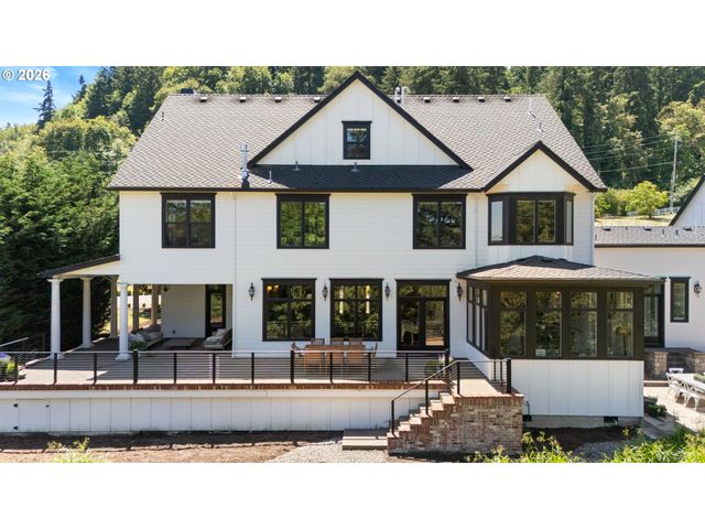 25125 Sw PETES MOUNTAIN Rd, West Linn, OR 97068
