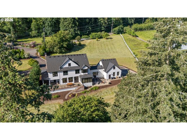 25125 Sw PETES MOUNTAIN Rd, West Linn, OR 97068