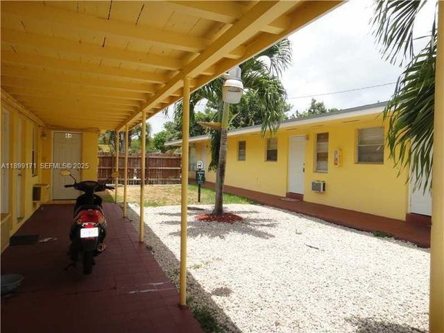 1915 Fletcher Street W2, Hollywood, FL 33020