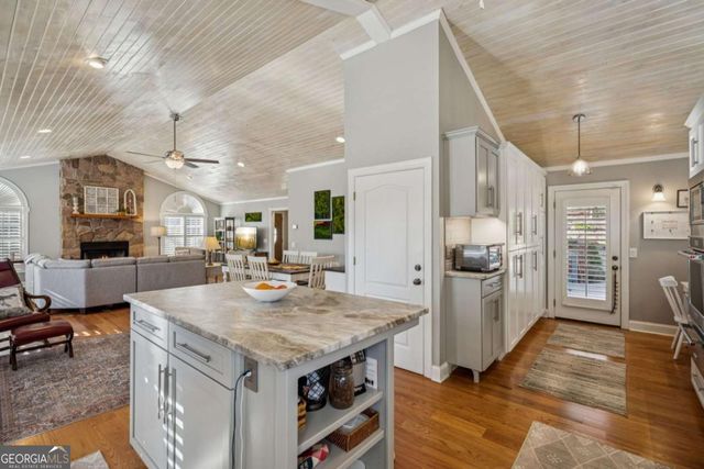 174 Bell Colony Road, Dillard, GA 30537