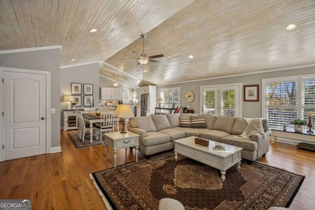 174 Bell Colony Road, Dillard, GA 30537