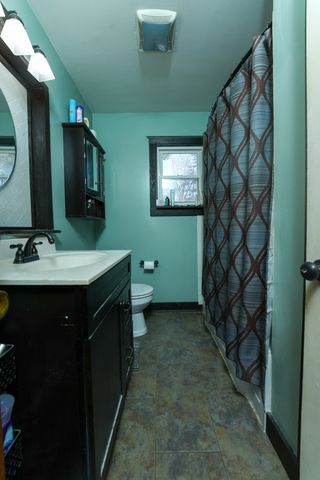 31 Sand Hill Road, Essex, VT 05452