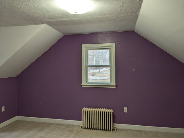 31 Sand Hill Road, Essex, VT 05452