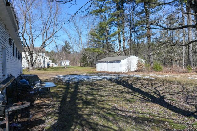 31 Sand Hill Road, Essex, VT 05452