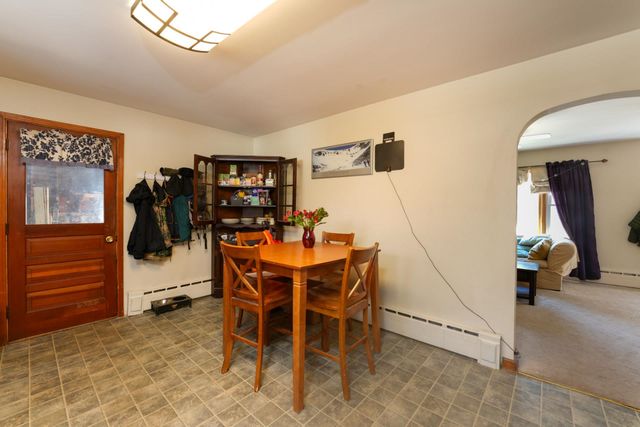 31 Sand Hill Road, Essex, VT 05452