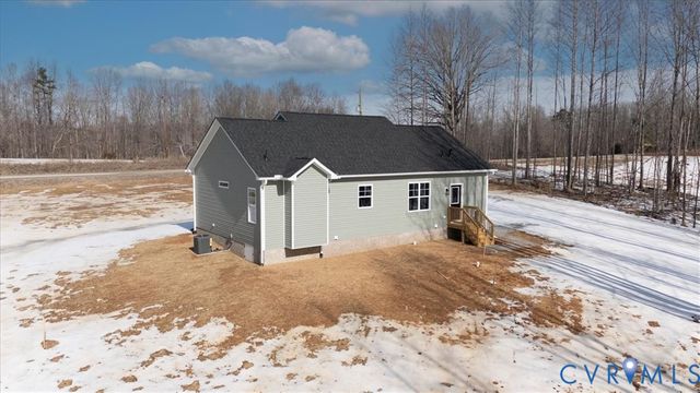 5386 Mountain Creek RD, Meherrin, VA 23942