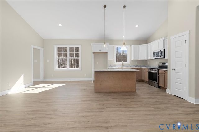 5386 Mountain Creek RD, Meherrin, VA 23942