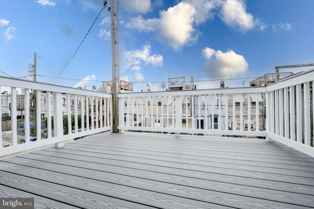 226 S EAST AVE S, Baltimore, MD 21224