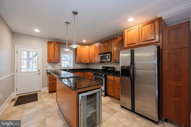 226 S EAST AVE S, Baltimore, MD 21224
