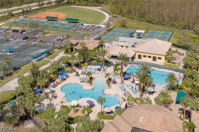10514 Bella Vista DR, Fort Myers, FL 33913