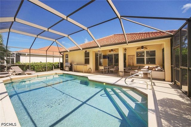 10514 Bella Vista DR, Fort Myers, FL 33913