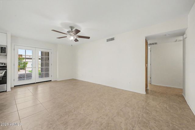 1530 W PAMPA Avenue, Mesa, AZ 85202
