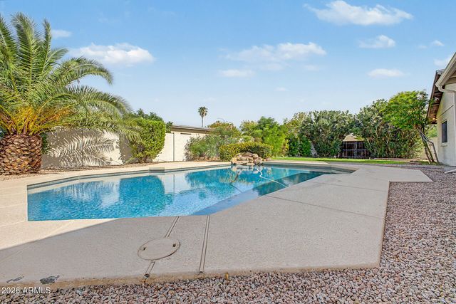1530 W PAMPA Avenue, Mesa, AZ 85202