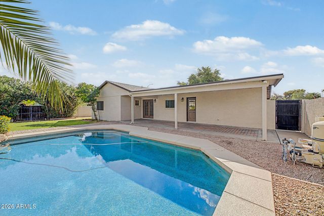 1530 W PAMPA Avenue, Mesa, AZ 85202