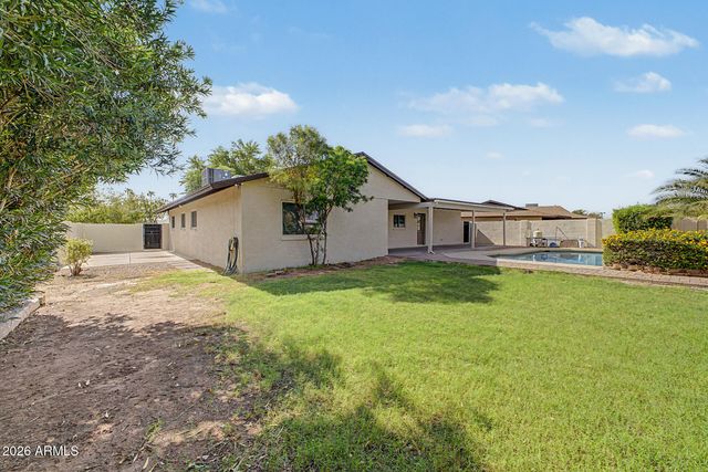 1530 W PAMPA Avenue, Mesa, AZ 85202