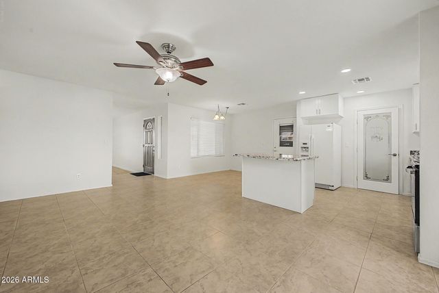 1530 W PAMPA Avenue, Mesa, AZ 85202