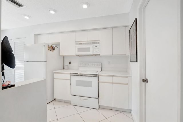 8083 Greenbrook Road, Boca Raton, FL 33496