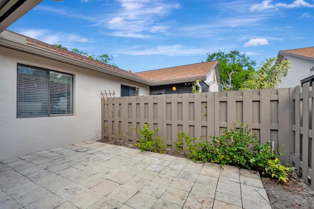 8083 Greenbrook Road, Boca Raton, FL 33496