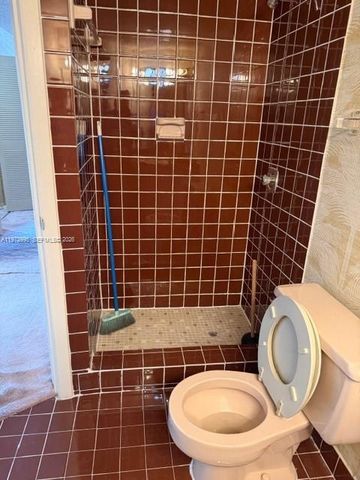 7150 Indian Creek Dr 401, Miami Beach, FL 33141