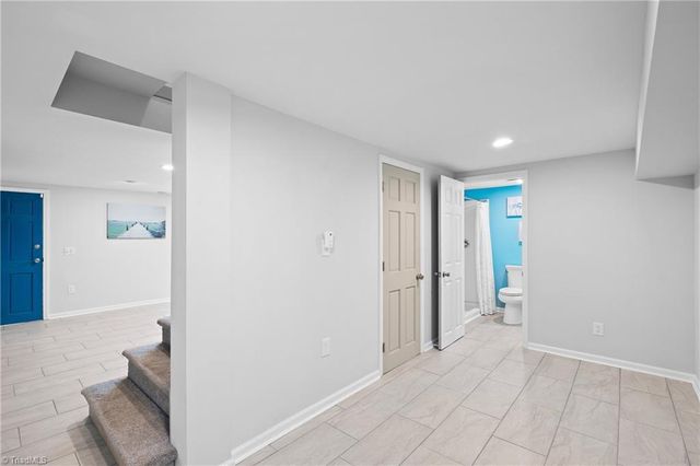 590 N Peace Haven Road, Winston-salem, NC 27104