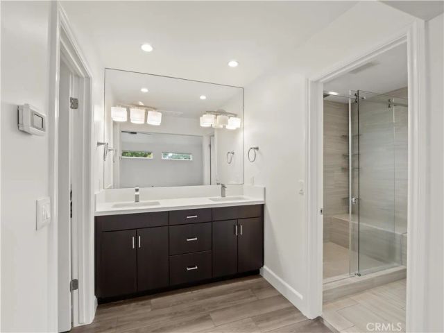 9226 N Fowler, Clovis, CA 93619