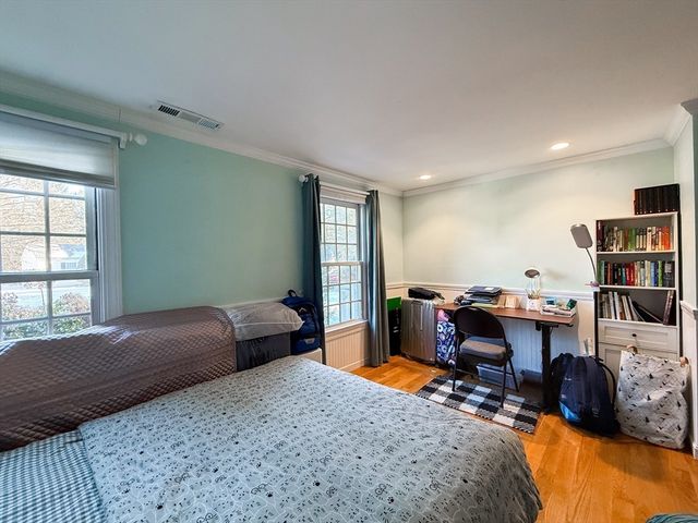 53 Jericho Rd B, Weston, MA 02493