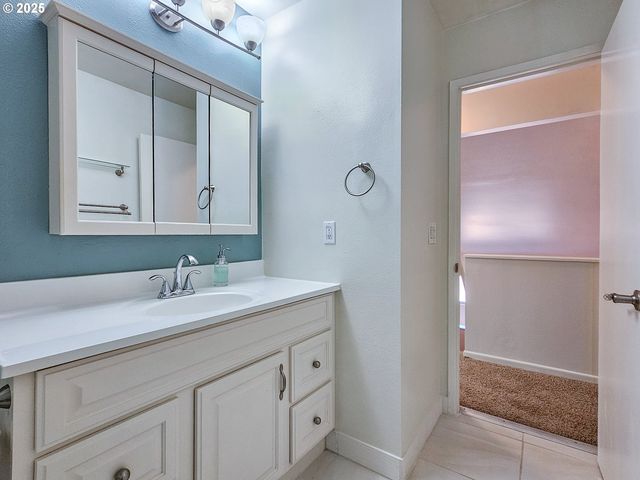 1501 Nw EASTBROOK Ct, Beaverton, OR 97006