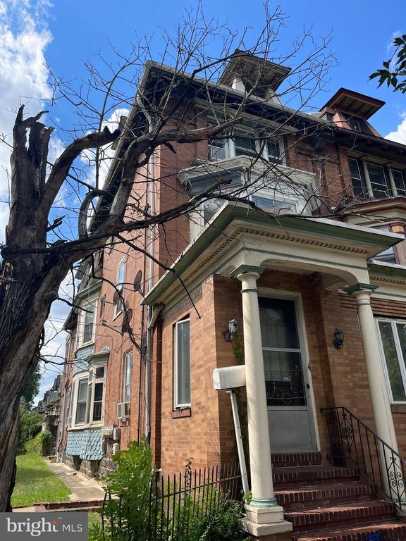 560 S 48TH ST, Philadelphia, PA 19143