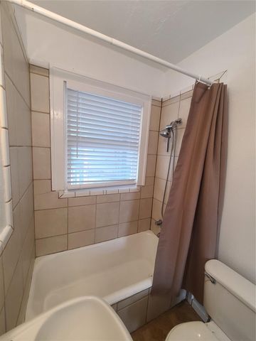 4414 Woodside Street 8, Houston, TX 77023