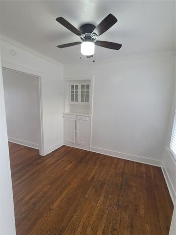 4414 Woodside Street 8, Houston, TX 77023