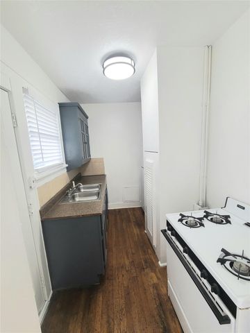 4414 Woodside Street 8, Houston, TX 77023