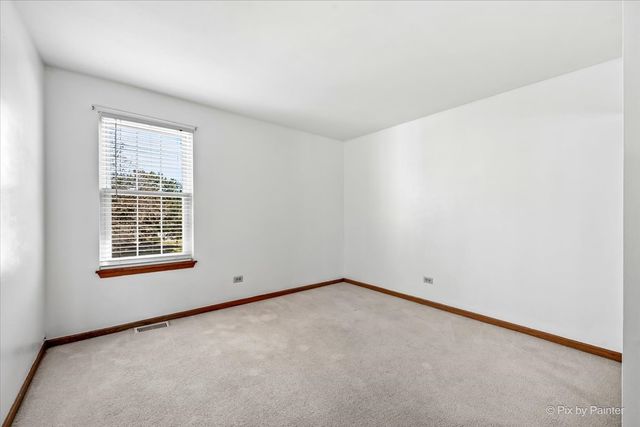 20 N Oltendorf Road, Streamwood, IL 60107