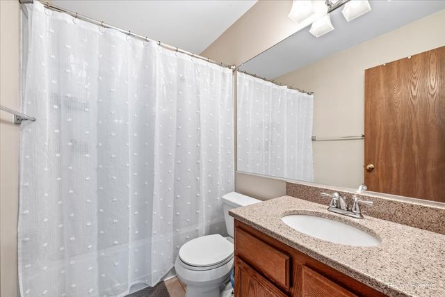 20 N Oltendorf Road, Streamwood, IL 60107