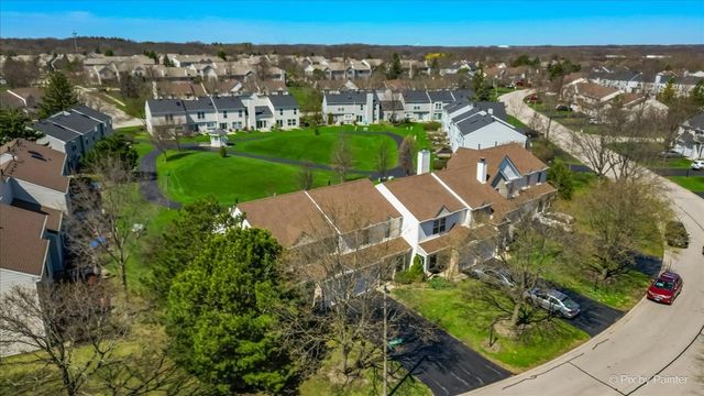 20 N Oltendorf Road, Streamwood, IL 60107