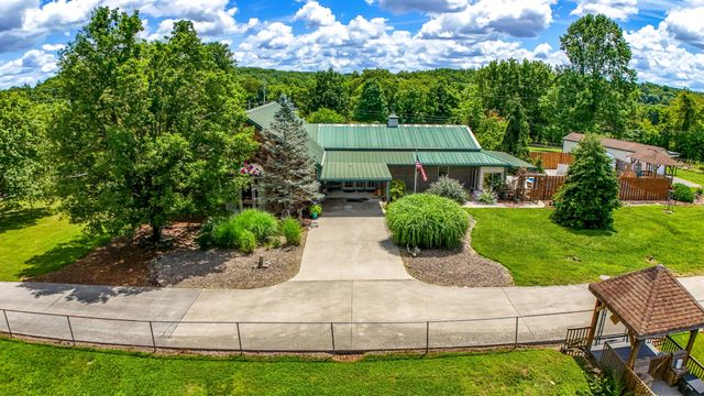 2619 County Farm Road, London, KY 40741