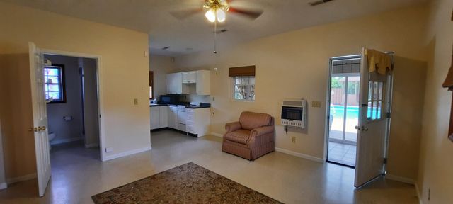 2619 County Farm Road, London, KY 40741