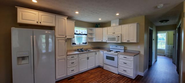 2619 County Farm Road, London, KY 40741