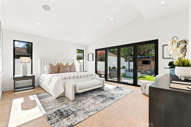 14627 Huston, Sherman Oaks, CA 91403