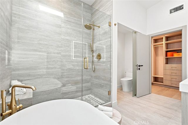 14627 Huston, Sherman Oaks, CA 91403