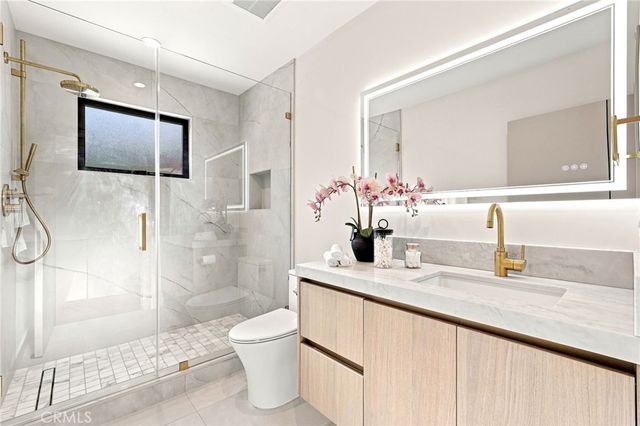 14627 Huston, Sherman Oaks, CA 91403