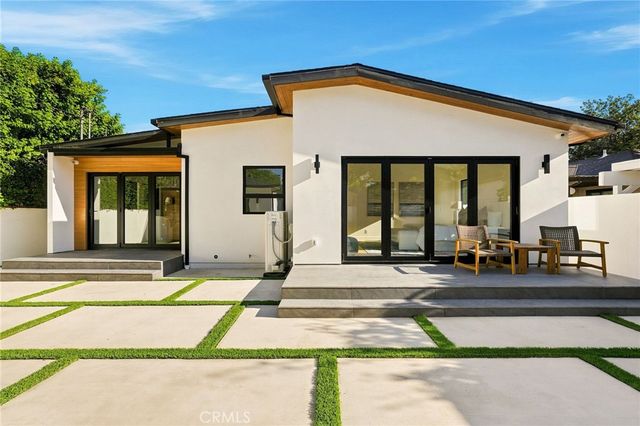 14627 Huston, Sherman Oaks, CA 91403