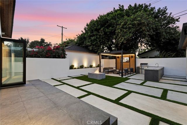 14627 Huston, Sherman Oaks, CA 91403