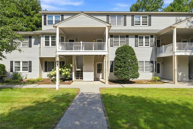 106 Trellis Drive, West Warwick, RI 02893
