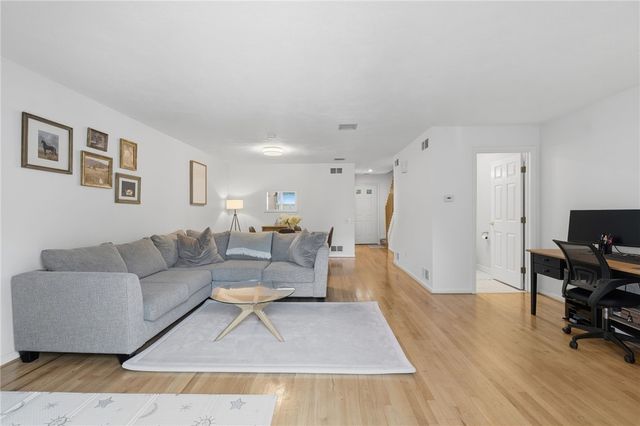 106 Trellis Drive, West Warwick, RI 02893